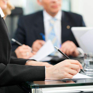 Pragmatic and innovative service spirit